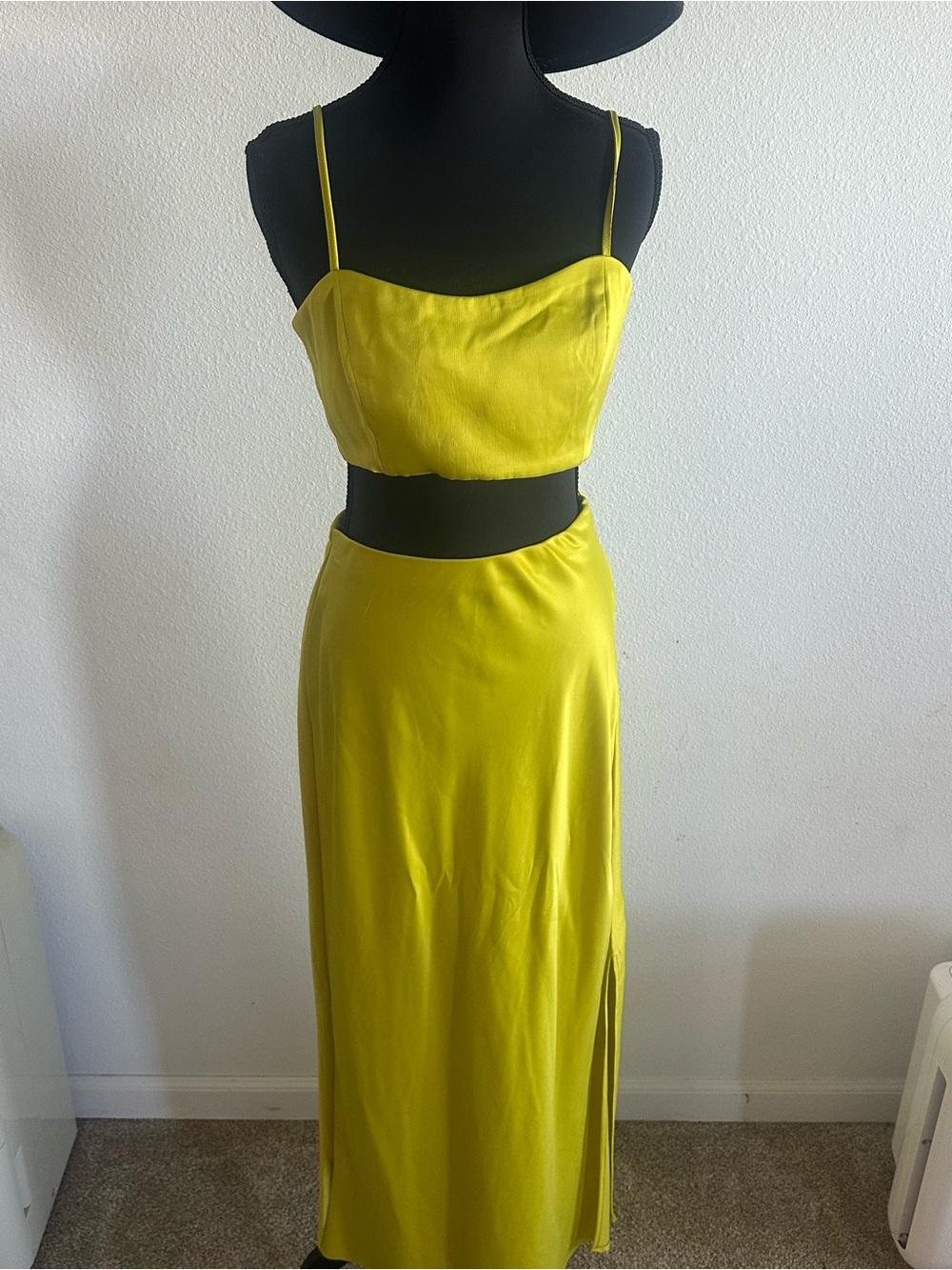Women’s Yellow Satin Maxi Skirt — Sleeveless Two-Piece Look